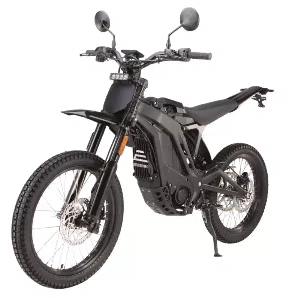 Unlimited riding pleasure with massive power—that's the E Ride Pro SS 3.0. With its 15 kW peak power, it accelerates to 50 km/h in under 2 seconds.